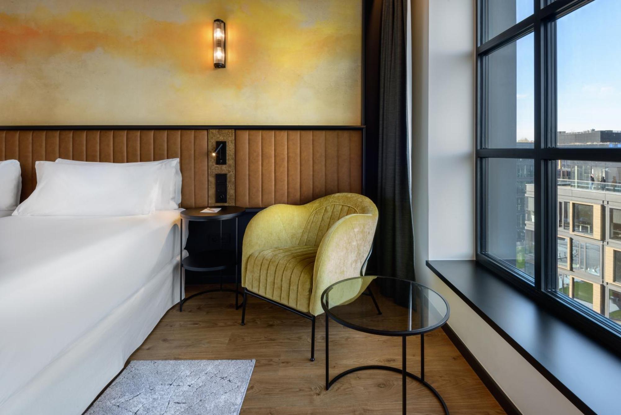 Hotel Barcelo Warsaw Powisle Esterno foto